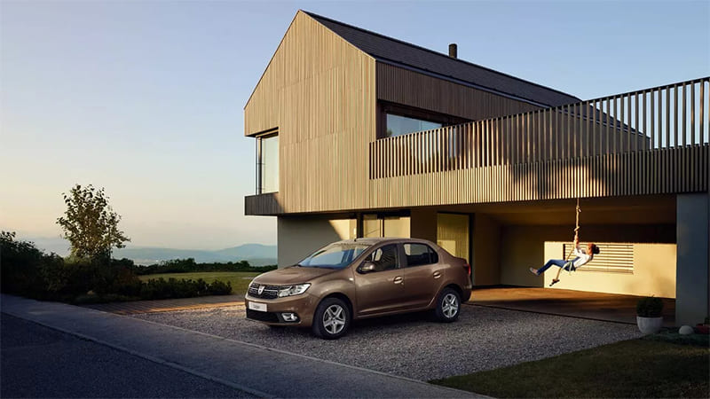 Véhicule Dacia Logan disponible dans le garage DV Automobiles en Vendée à Cugand