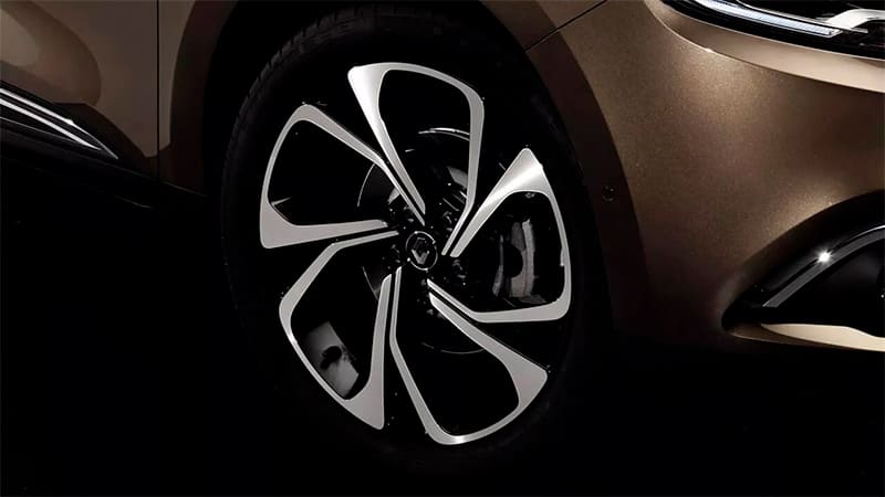 Véhicule Renault Grand Scenic disponible avec plusieurs options dans le garage DV Automobiles en Vendée