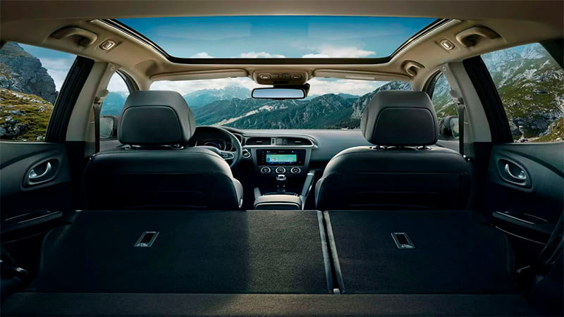 Véhicule Renault Kadjar SUV avec coffre rabattable disponible dans le garage DV Automobiles en Vendée