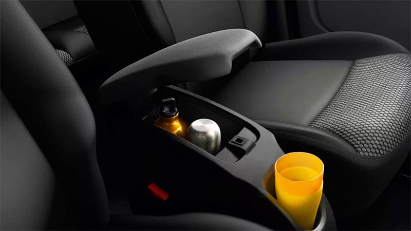 Véhicule Renault Kangoo disponible en plusieurs coloris au choix dans le garage DV Automobiles en Vendée