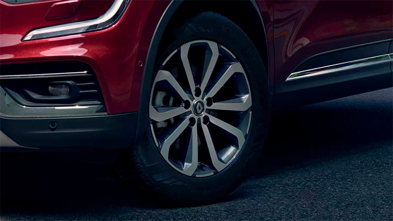 Véhicule Renault Koleos disponible dans le garage DV Automobiles en Vendée