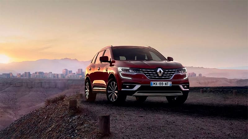 Véhicule Renault Koleos idéal pour une famille dans le garage DV Automobiles en Vendée