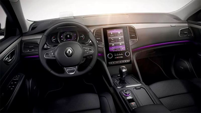 Véhicule Renault Talisman Estate connecté dans le garage DV Automobiles en Vendée