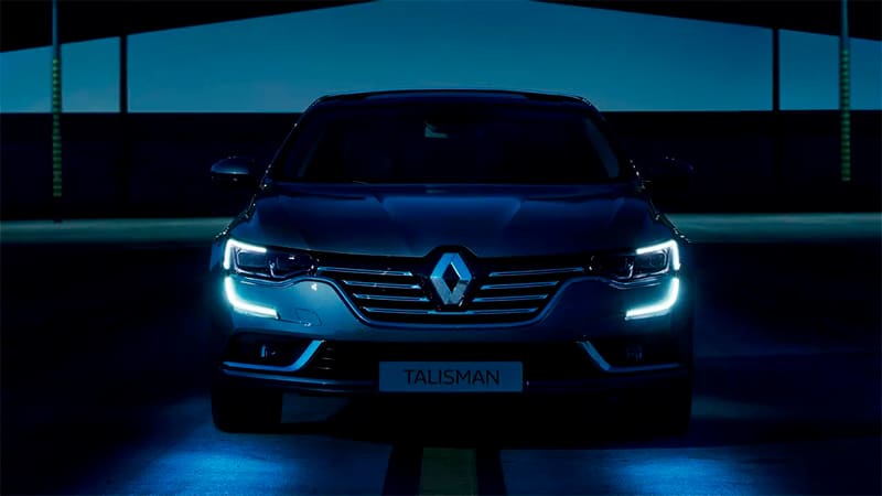 Véhicule Renault Talisman disponible en plusieurs coloris dans le garage DV Automobiles en Vendée