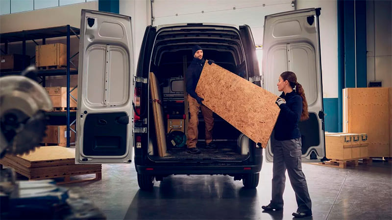Véhicule Renault Trafic Combi disponible dans le garage DV Automobiles en Vendée